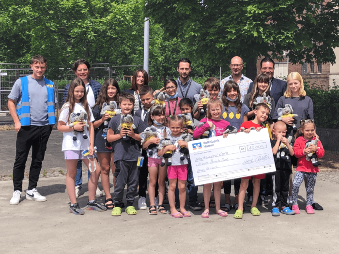 Spendenübergabe an ukrainische Flüchtlinge